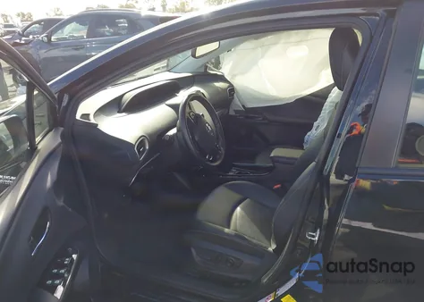 2022 Toyota Prius Prime Limited z USA, uszkodzony, nr VIN JTDKAMFP7N3228875